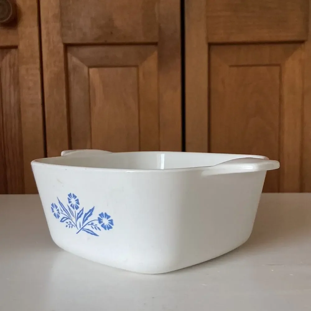 Vintage Corningware Blue Cornflower P-43-B 22oz Petite Pan